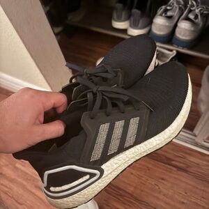 Adidas Men's Black and White Sneakers